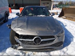 
										Mercedes-Benz C 300 full									