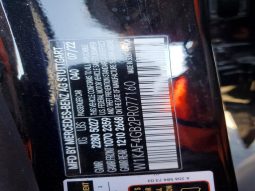 
										Mercedes-Benz C-Class full									