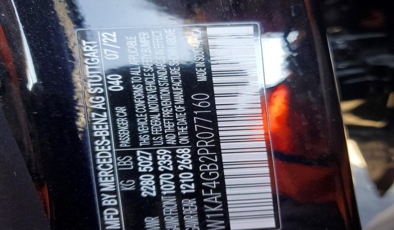 
								Mercedes-Benz C-Class full									