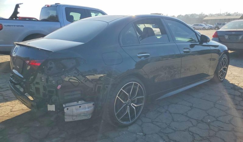 
								Mercedes-Benz C-Class full									