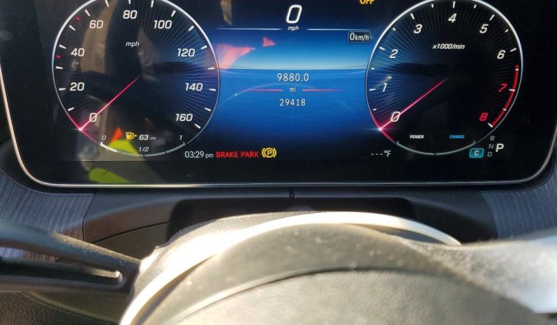 
								Mercedes-Benz C-Class full									