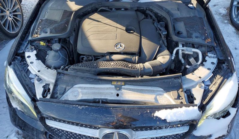 
								Mercedes-Benz C300 full									