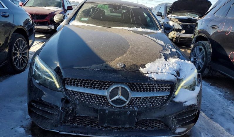 
								Mercedes-Benz C300 full									