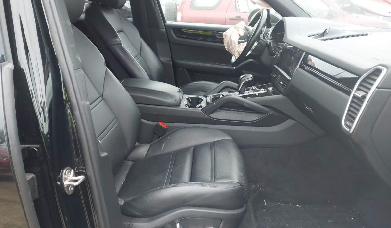 
								Porsche Cayenne full									