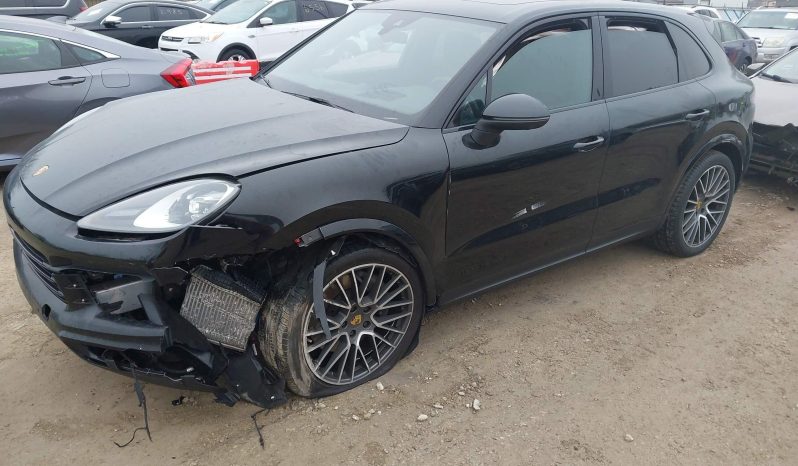
								Porsche Cayenne full									