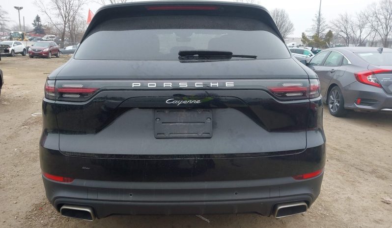 
								Porsche Cayenne full									