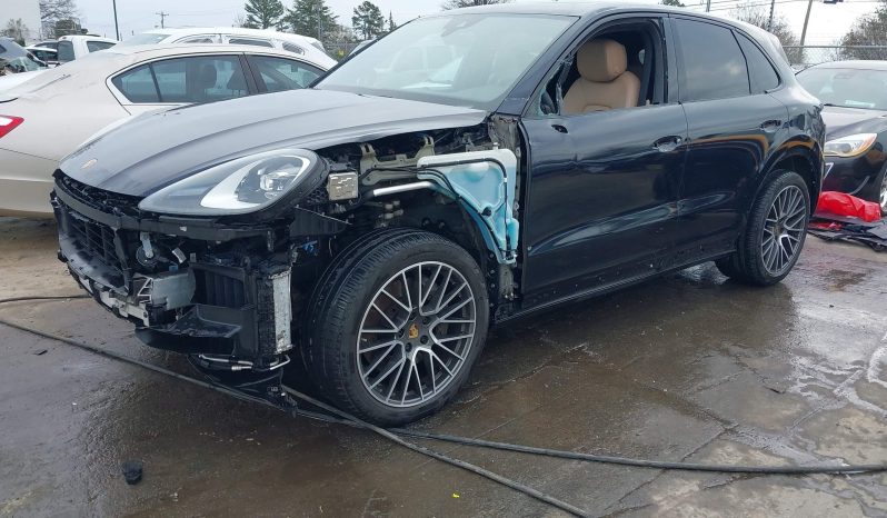 
								Porsche Cayenne full									