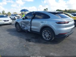 
										Porsche Cayenne Coupe full									
