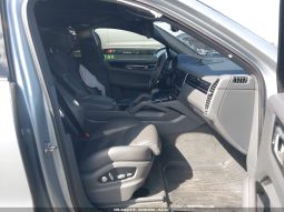 
										Porsche Cayenne Coupe full									