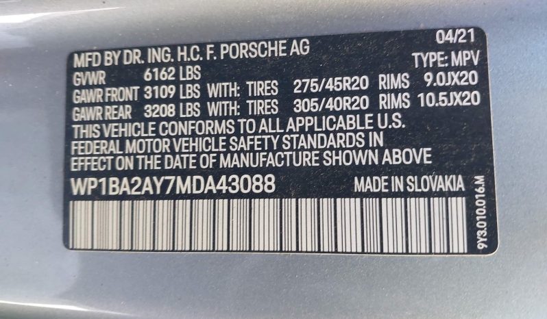 
								Porsche Cayenne Coupe full									