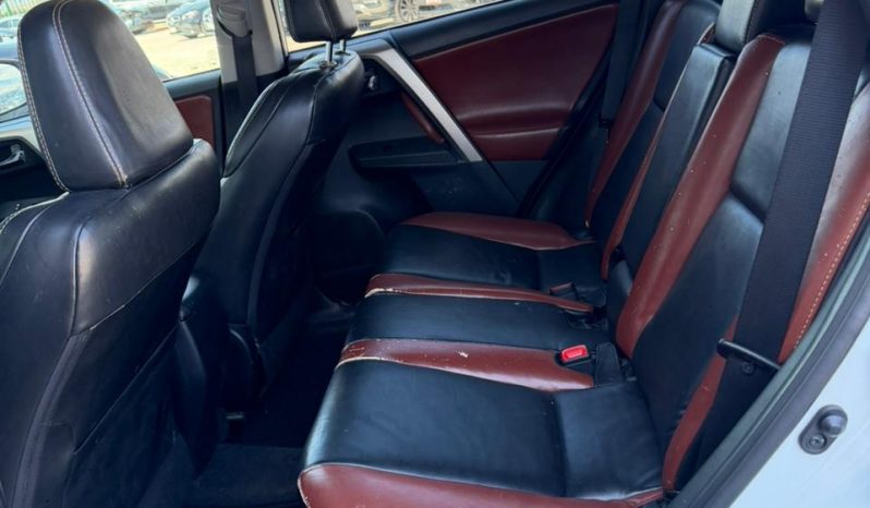 
								2014 Toyota RAV4 full									