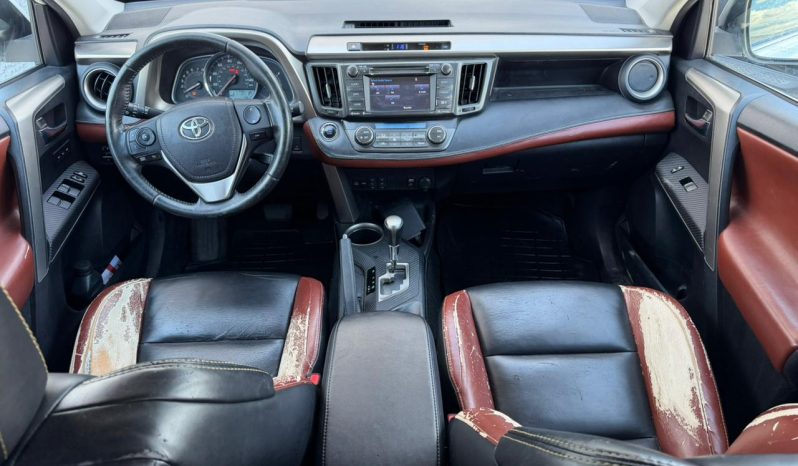 
								2014 Toyota RAV4 full									