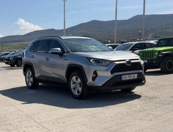 2021 Toyota RAV4, Xle