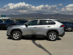 
										2021 Toyota RAV4, Xle full									