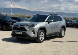 
										2021 Toyota RAV4, Xle full									