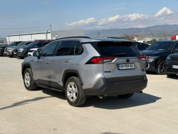 2021 Toyota RAV4, Xle