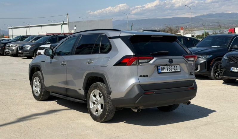 
								2021 Toyota RAV4, Xle full									