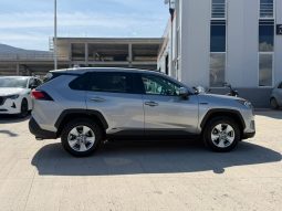 
										2021 Toyota RAV4, Xle full									