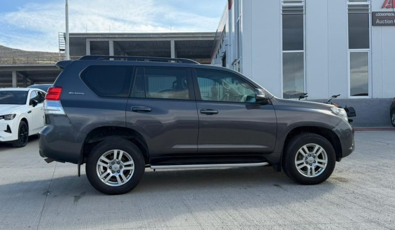 
								LAND CRUISER PRADO full									