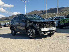 2023 Toyota RAV4, Xle