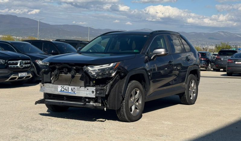 
								2023 Toyota RAV4, Xle full									