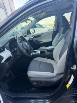 
										2023 Toyota RAV4, Xle full									