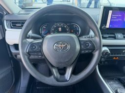 
										2023 Toyota RAV4, Xle full									