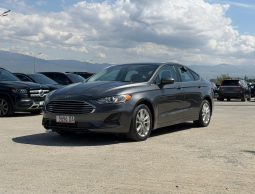 
										2020 Ford Fusion, SE full									
