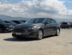 2020 Ford Fusion, SE