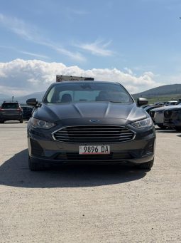 
										2020 Ford Fusion, SE full									