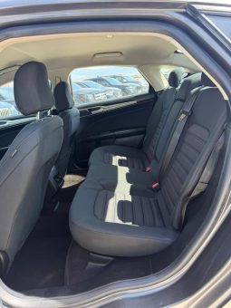 
										2020 Ford Fusion, SE full									