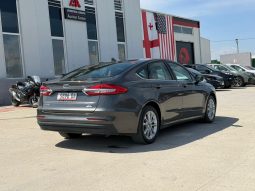
										2020 Ford Fusion, SE full									