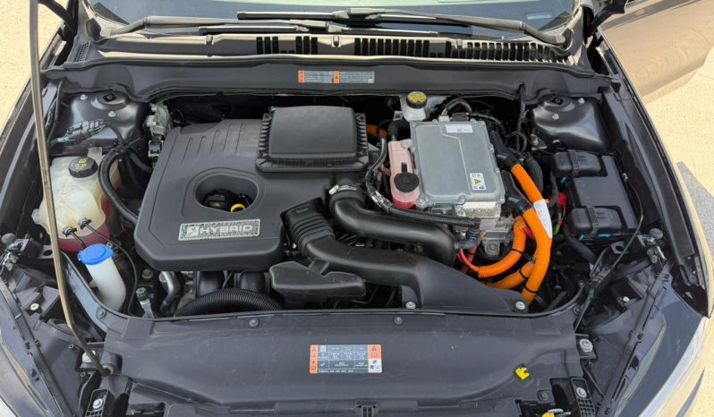 
								2020 Ford Fusion, SE full									