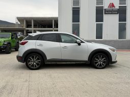 
										2017 Mazda CX-3, Touring full									