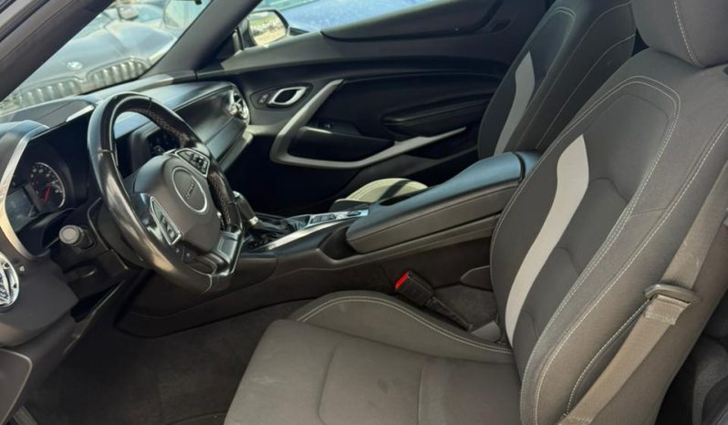 
								2023 Chevrolet Camaro, LS full									