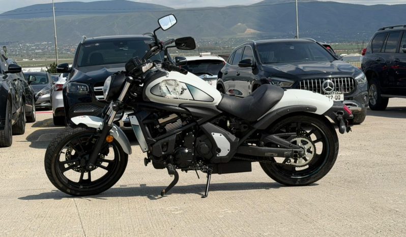 
								2022 Kawasaki EN650, C full									