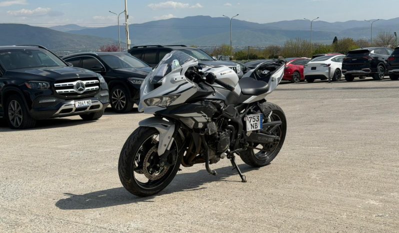 
								2025 Kawasaki ZX400, S full									