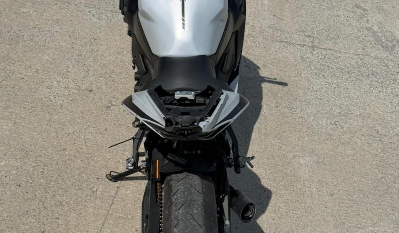 
								2025 Kawasaki ZX400, S full									