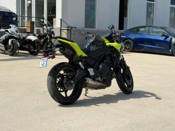 2024 Kawasaki ER650, P