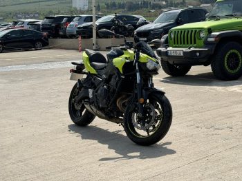 2024 Kawasaki ER650, P