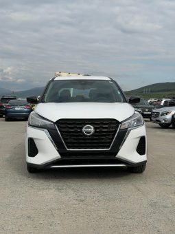 
										Nissan Kicks full									
