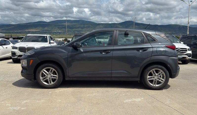 
								Hyundai Kona full									