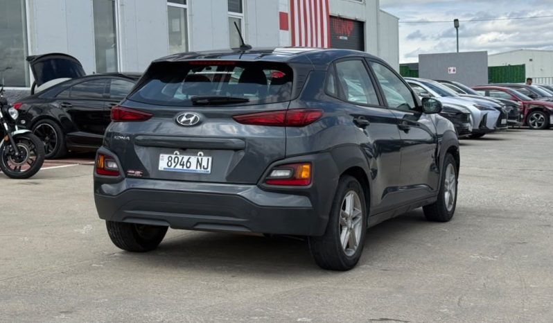 
								Hyundai Kona full									