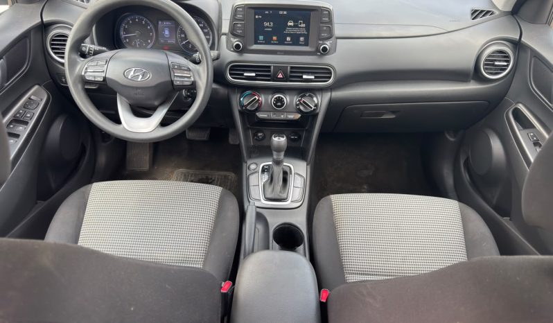 
								Hyundai Kona full									
