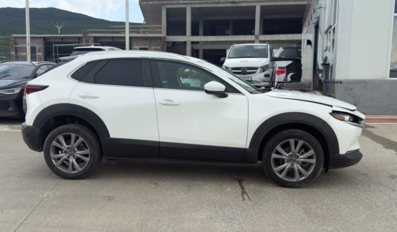 
								2022 Mazda CX-30, Preferred full									