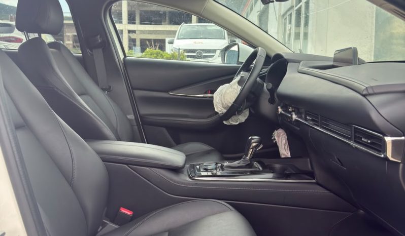 
								2022 Mazda CX-30, Preferred full									