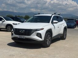 
										Hyundai Tucson HYBRID full									