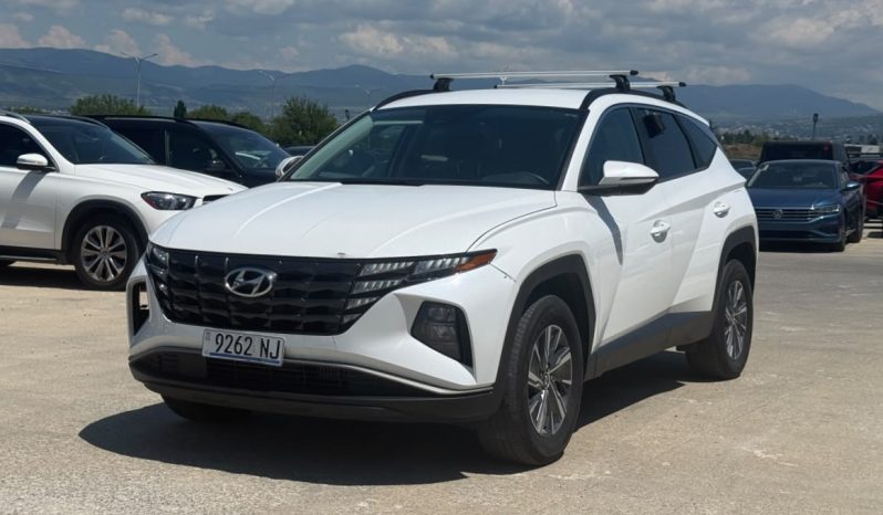 
								Hyundai Tucson HYBRID full									