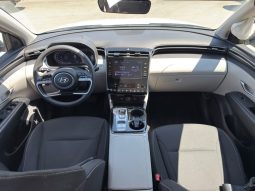
										Hyundai Tucson HYBRID full									