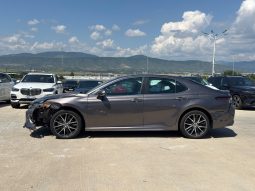 
										2023 Toyota Camry HYBRID SE full									